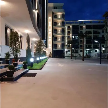 Anais Mamaia Nord * Năvodari
